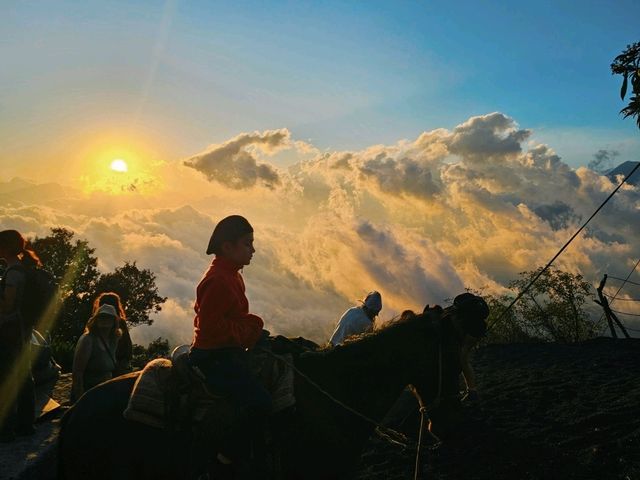 Guatemala – Volcanoes, Maya Ruins & Pure Adventure