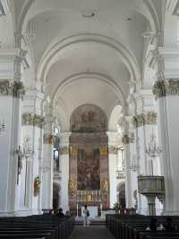 Heidelberg: A Beautiful Blend of History, Nature, and Culture