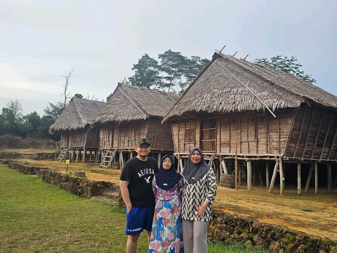 Pangkalpinang was a great place to visit.. the variety of history, culture mix from buddhist, islam and christian were unite. they still preserve traditional house. pangkalpinang have great beaches should be explore more..
#PangkalPinang
#weekendgateaway 
