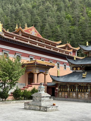 九寨溝のチベット寺院 。 | Trip.com 九寨溝