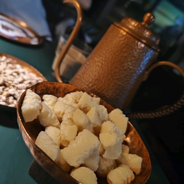 Tibetan treats in 🇨🇳 Shanghai  