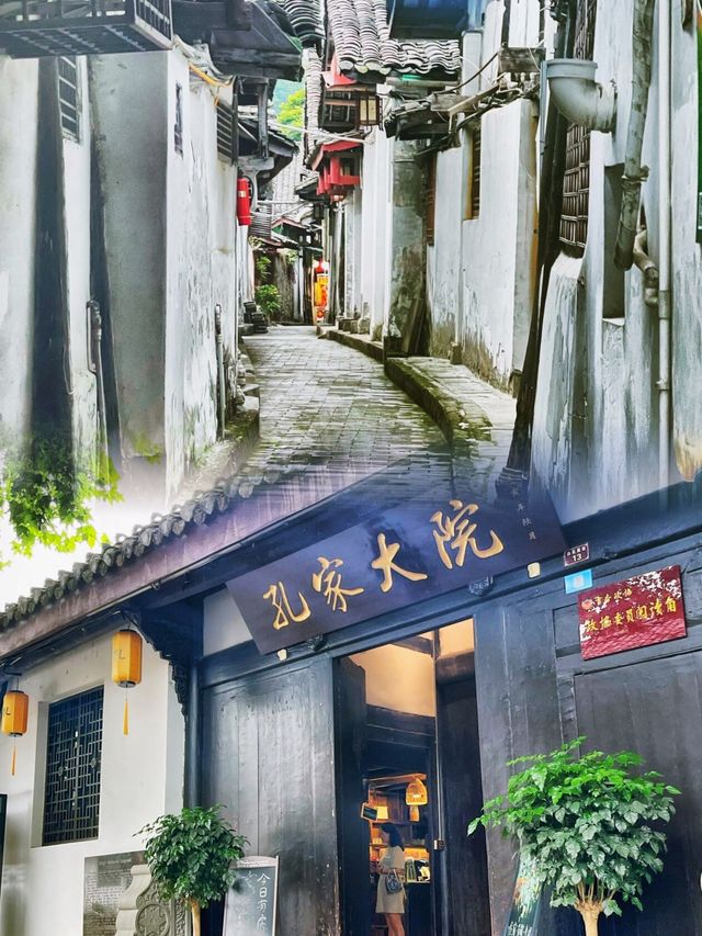 閬中，被名字耽誤的一座千年古城