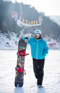 在水城玉舍雪山，體驗冬日暖陽下的滑雪激情