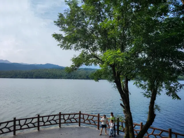 Tai Ping Lake