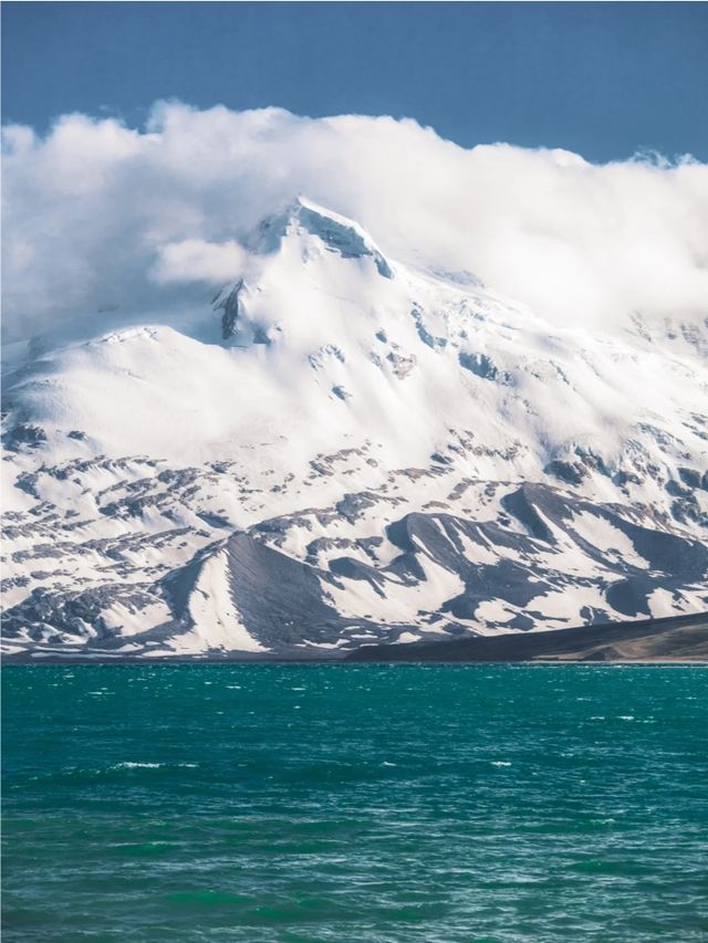 究竟什麼樣的雪山湖泊才配得上“雍措”之名