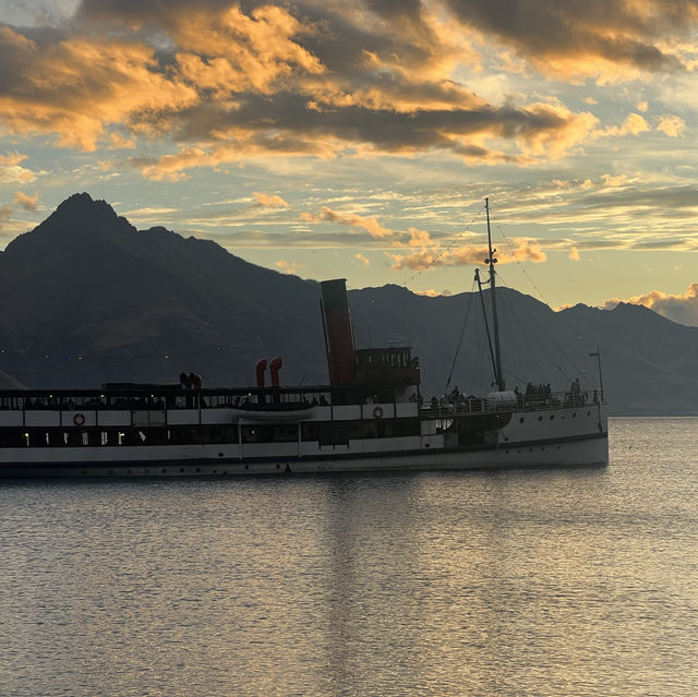 Finding Peace in Queenstown, New Zealand ☮️