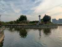 弄莫湖公園