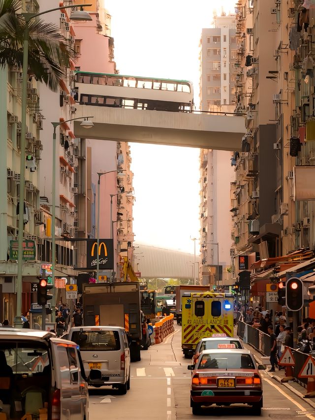 人生建議去香港體驗一次日落飛車吧