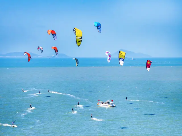 Setting sail towards the ocean, Zhejiang promotes the shared prosperity of its islands through sports