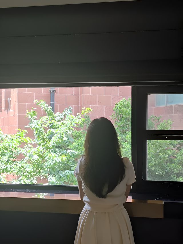 昆明想和你在翠湖邊上住一萬次的酒店