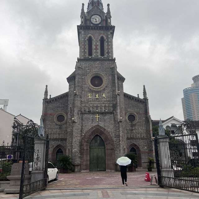 Ningbo, China: Where Ancient Whispers Meet Futuristic Lights! ✨ #HiddenGemChina