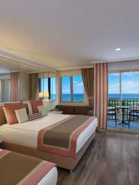 🌟🏨 Luxe Stays in Türkiye: Delphin Diva Premiere 🌊🛏️