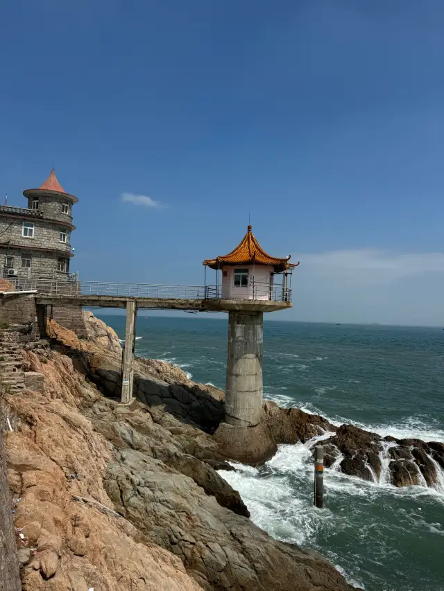 Encounter the cool summer time at Qingdao Xiaomaidao Park