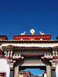 魅力西藏，藏傳佛教寺廟——強巴林寺。