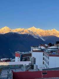 迪慶梅里雪山——藏地聖山的壯美奇觀。