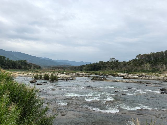乘坡河石臼群