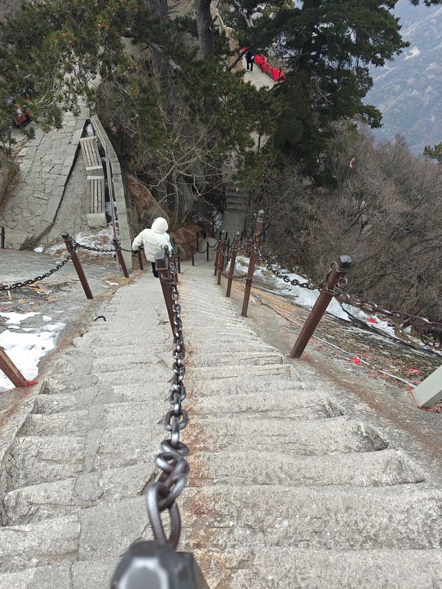華山的險峻是一絕