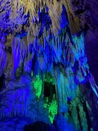 Mesmerizing Cave in Guilin! 🇨🇳