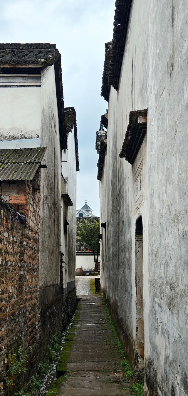 諸葛長樂村