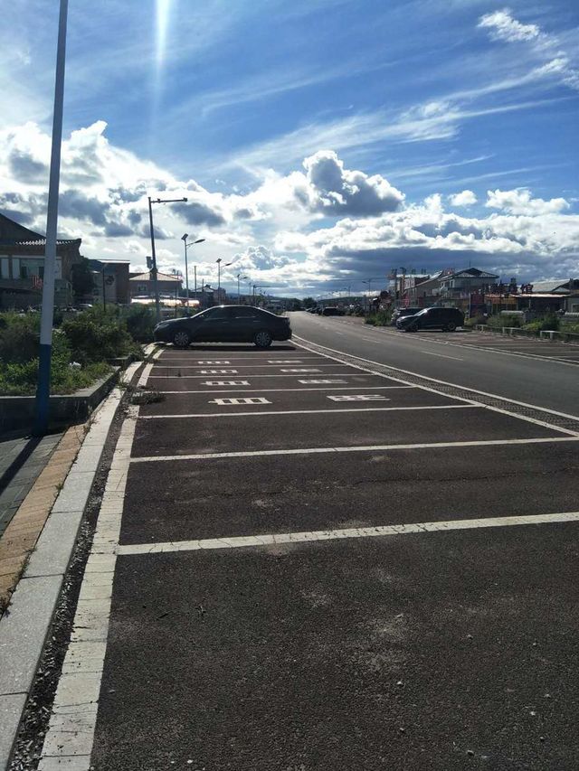 鏡泊湖七號公館，住進風景裏！