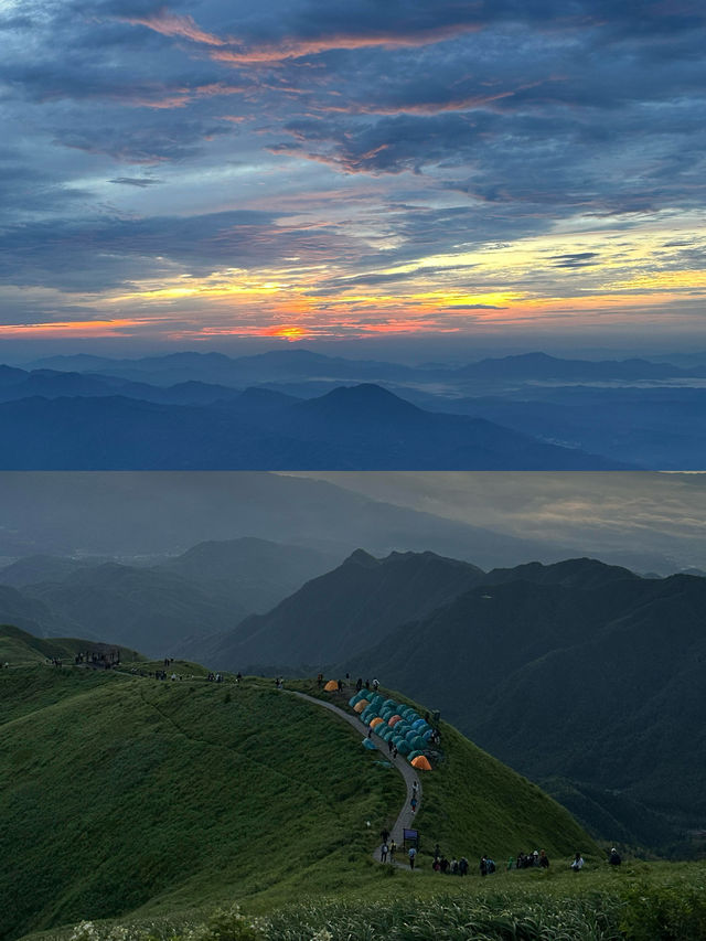 武功山徒步賞雲海 日出日落絕美風光