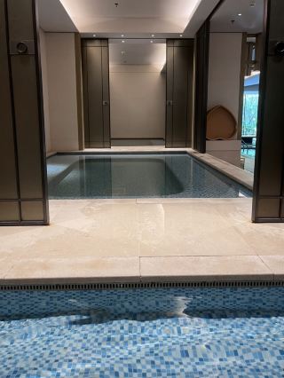 Hidden Urban Oasis: Tranquil Wood Therapy at Shenzhen Kapok Hotel