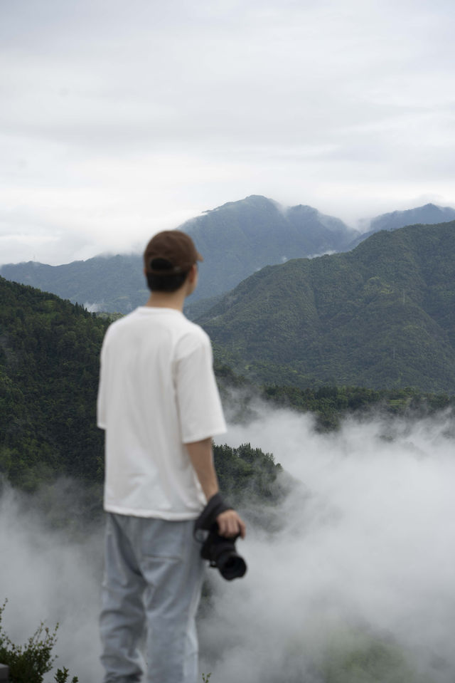 氛圍感爆棚！仁里村半嶺雲海日出先係夏天嘅正確打開方式