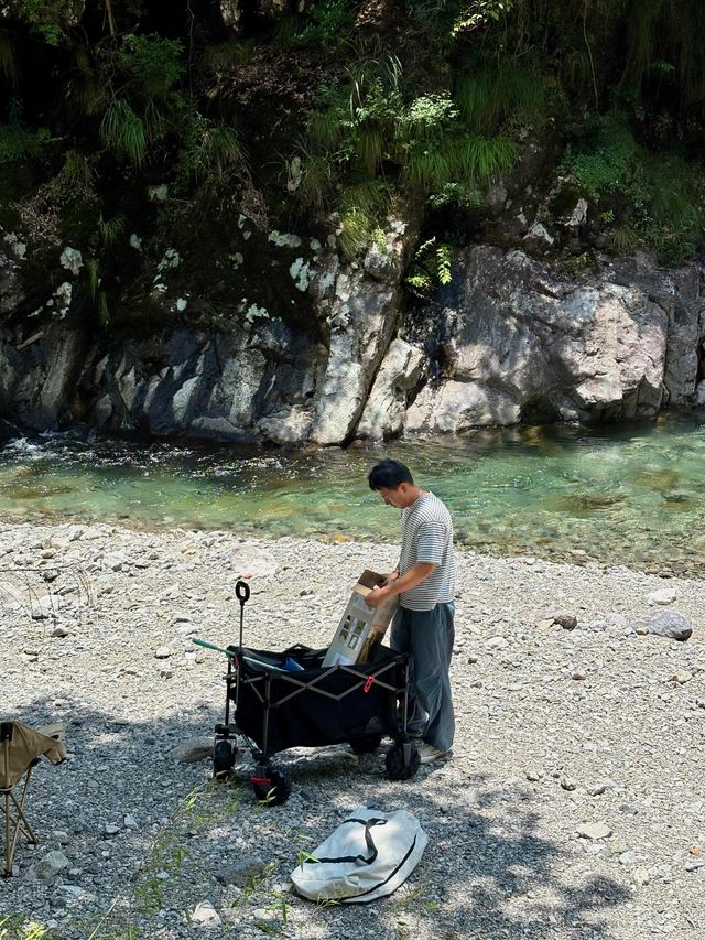 夏日山早村消暑玩水全攻略 | 承包你成個夏天嘅清涼！ 目的地亮點 溫州山早村，藏喺浙南群山