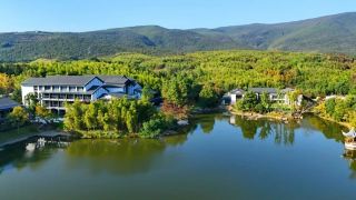 Take you closer to Changxing Nanshanju New Century Resort, the perfect weekend getaway with kids this summer...