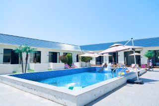 Broad Deer Island's Boman Homestay: A Perfect Island Utopia