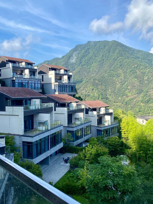 深谷秘境私湯溫泉峇里島式療癒秘境
