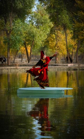 【Akesu Golden Autumn Double Scenery | Orchard Picking and Cultural Journey to Daolang Tribe】