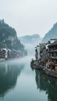 鎮遠古城~住一晚吊腳樓，聽一夜水聲入眠！