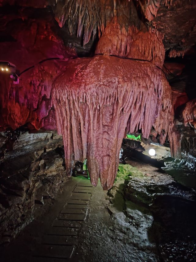 地下奇幻世界等你來美哭了探索神奇的千年岩洞密碼 地下奇幻世界等你來美哭了探索神奇的千年岩洞密碼