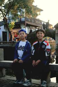 秋天總要帶娃去一次水鄉第一古鎮