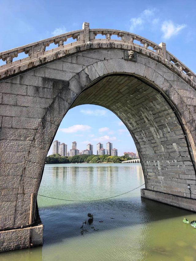 秘境小徑探湖之旅