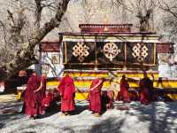 色拉寺值得去兩次!我的波折與圓滿全攻略