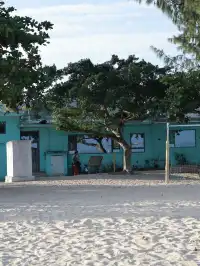 | 一個0商業化的島嶼