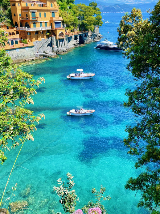 イタリアの港 1mi3v12000rxyrrtfA411_Q90.jpg?