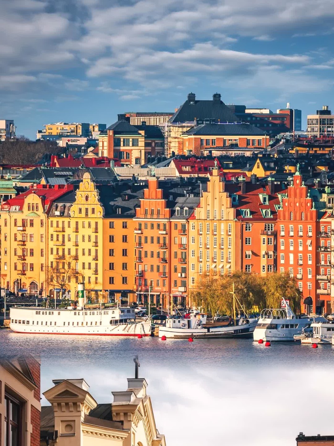 Du hành qua đường hầm thời gian 700 năm tại khu phố cổ Stockholm.