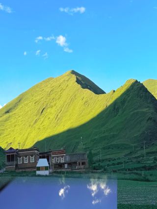 夏の必遊スポット！四川親子向け山林避暑民宿�ß