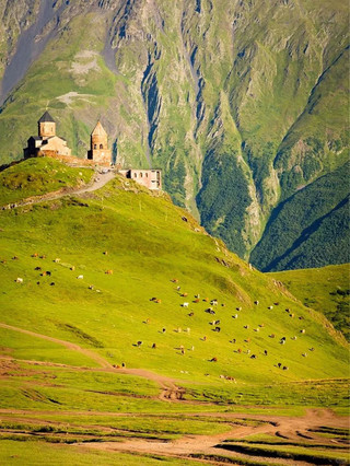 Summer vacation 10-day Caucasus three-country travel guide