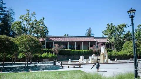 วิทยาลัยชุมชนดีแอนซา (De Anza College) — traveler post in เมาน์เทนวิว