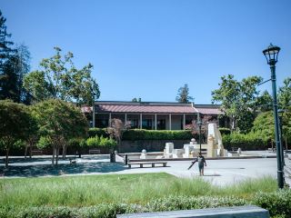 De Anza College