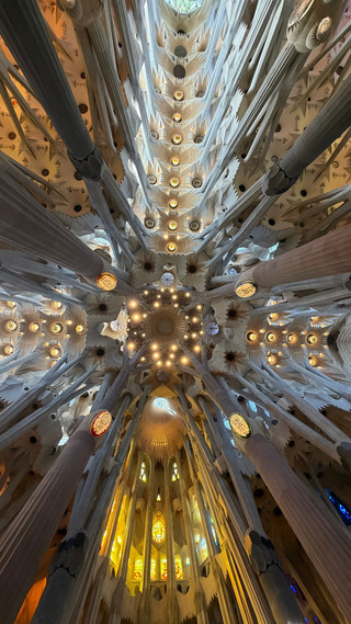 Pemandangan Menawan di Sagrada Família