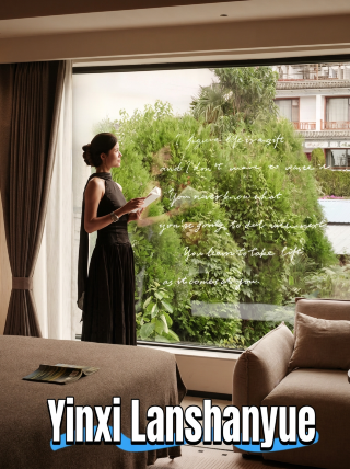 Don't just stay anywhere in Dali! This mountain-view private villa B&B totally won me over