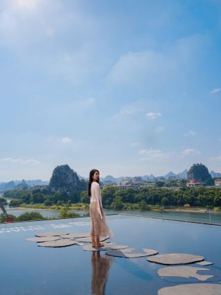 Staying in a multi-million dollar view in Guilin