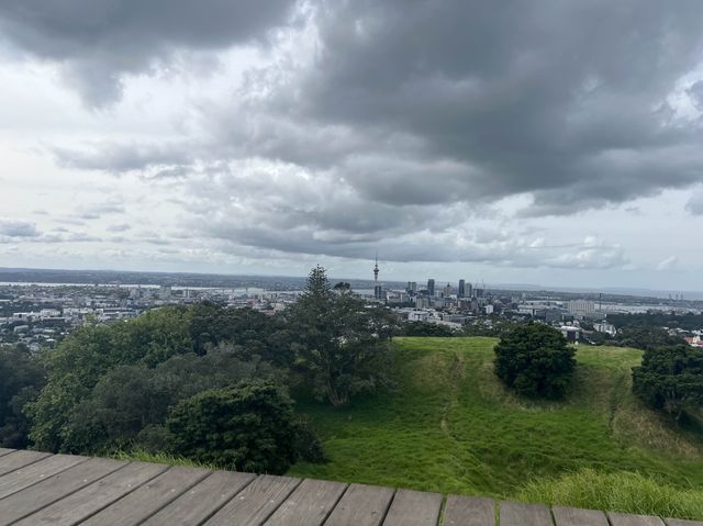 紐西蘭奧克蘭最高火山｜Mount Eden伊甸山，眺望奧克蘭市景最佳地點