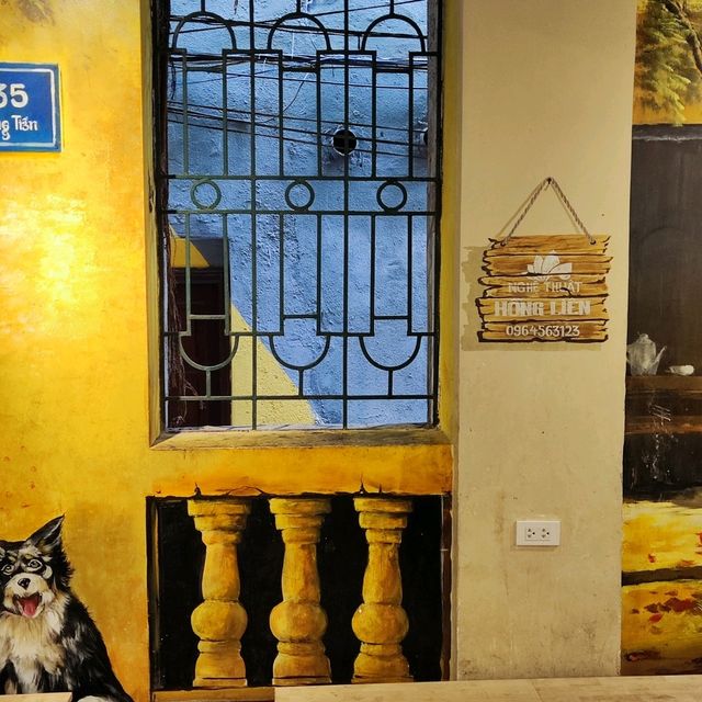 Ice Cream Shop in Hanoi