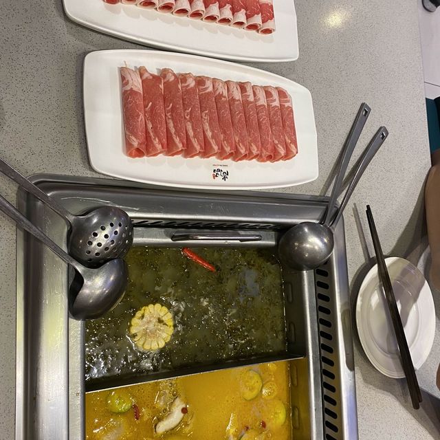 Fresh Hotpot Meats and Free Flow Delights